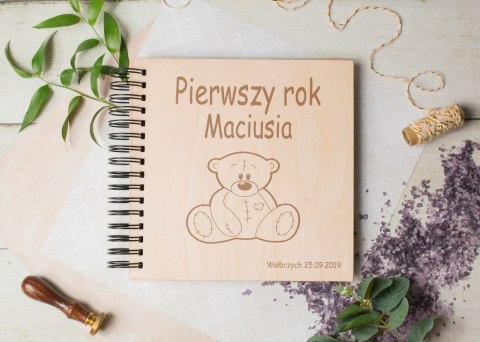 DUŻY Album drewniany dziecięcy grawer,30x30cm kwadrat DK4