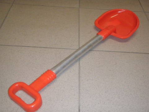 Łopata do piasku metalowa 306985 długość 57 cm Łopata do piasku metalowa 306985 długość 57 cm