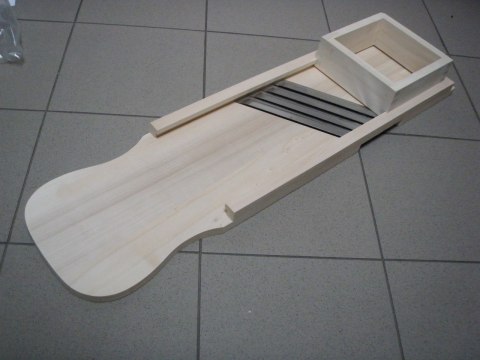 Szatkownica z szufladą 4N 95cm SZS95 Szatkownica z szufladą 4N 95cm SZS95