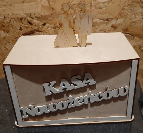 Skrzynia na kasę KASA NOWOŻEŃCÓW | 2428 Skrzynia na kasę KASA NOWOŻEŃCÓW | 2428