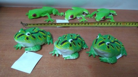 Żaba z grochem mix 6szt. 11cm | HAB Żaba z grochem mix 6szt. 11cm | HAB