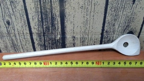 Łyżka drewniana z rogiem i dziurką L108 Łyżka drewniana z rogiem i dziurką L108