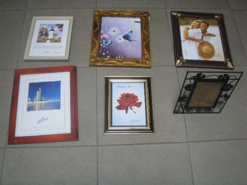 Ramka na zdjęcia ze zbitą szybką 5869