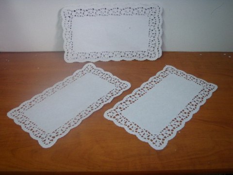 Serwetki papierowe ażurowe 14x24 A'100