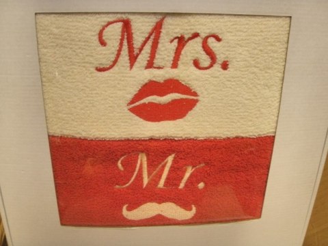 Ręcznik haftowany 50X100 2szt w pudełku WALENTYNKA 7846