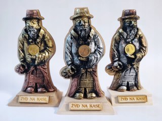 Żyd na kasę stojący z groszem 13x7cm NR.76