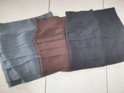 Bluzka elastyczna odkryte ramiona 10905