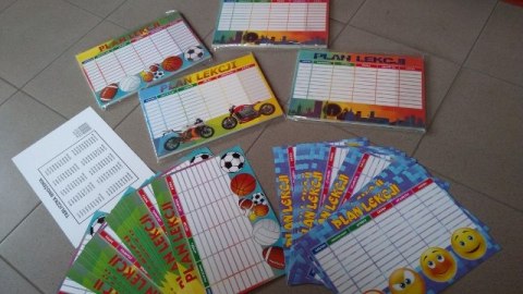 Plan lekcji + tabliczka mnożenia A4 mix 25szt.