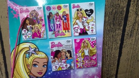 Szkicownik 40szt. szablon 2szt. naklejki 24szt. BARBIE