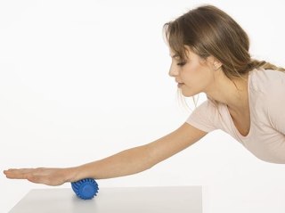 Wałek do masażu 12,8cm czerwony 422