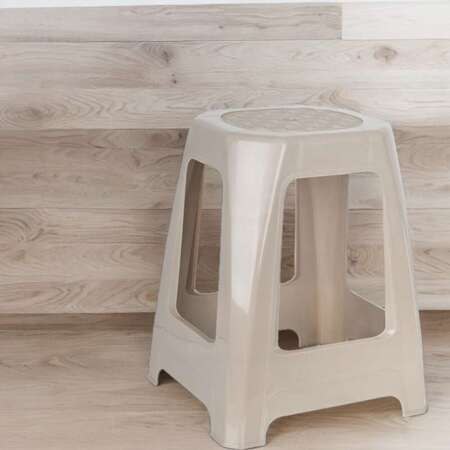 Taboret krzesło stołek Rattan Brązowy do 90 kg